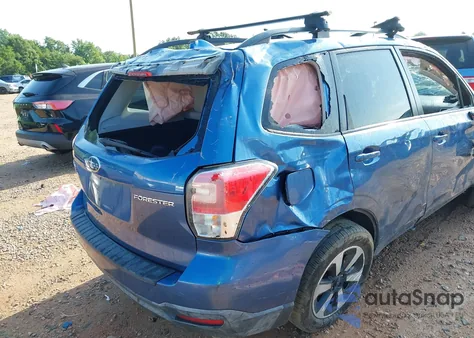 2017 Subaru Forester 2.5I Premium из США, поврежденный, VIN JF2SJAEC7HH463847